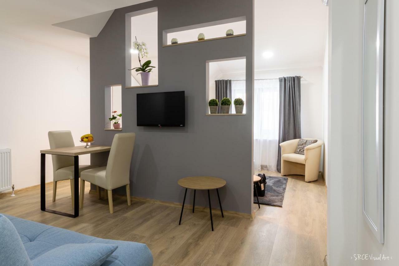 Apartmani Gundulić Osijek Bagian luar foto