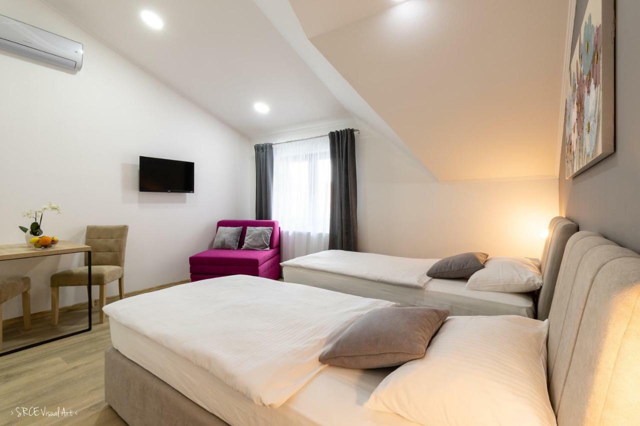 Apartmani Gundulić Osijek Bagian luar foto